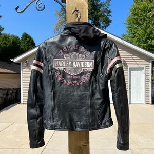 Harley Davidson Leather Jacket. Like new condition. Zip out lining.